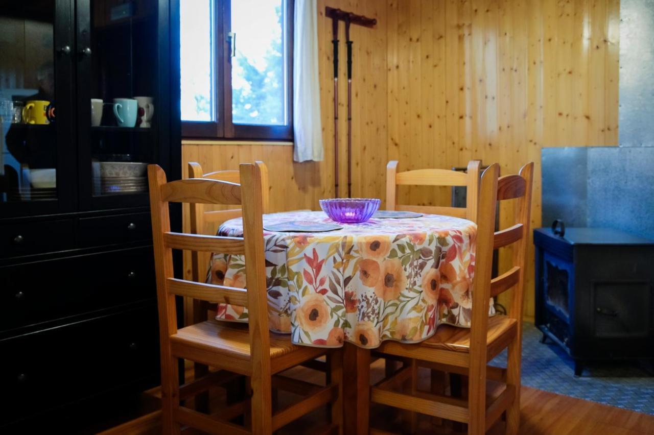 Гостьовий будинок Casa Rural La Canadiense Log Cabin Buenache de la Sierra Екстер'єр фото