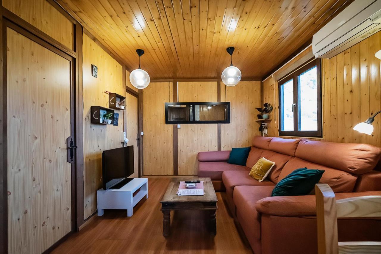 Гостьовий будинок Casa Rural La Canadiense Log Cabin Buenache de la Sierra Екстер'єр фото