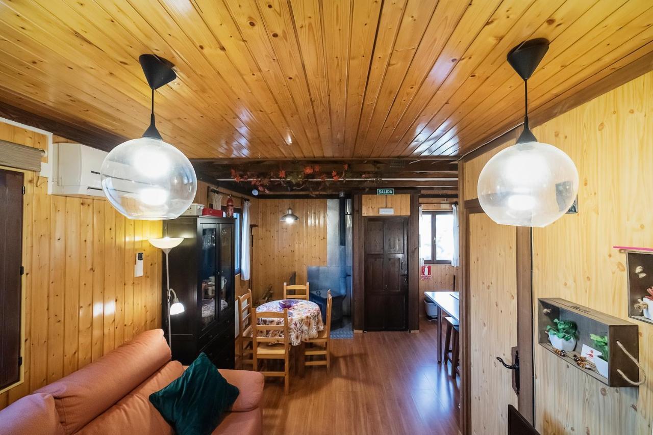 Гостьовий будинок Casa Rural La Canadiense Log Cabin Buenache de la Sierra Екстер'єр фото